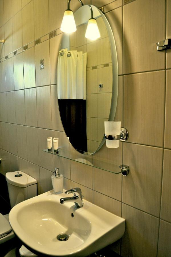 Anesis Hotel Ioannina Exterior photo